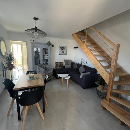 Maison Chaleureuse Avec Terrasse Privative Proche De La Gare Et Du Centre-Ville Rochefort  Kültér fotó