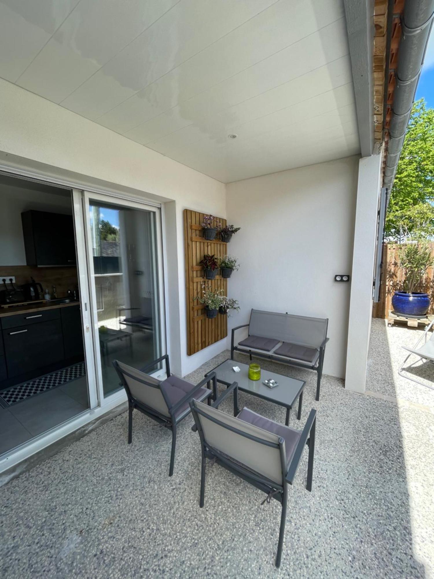 Maison Chaleureuse Avec Terrasse Privative Proche De La Gare Et Du Centre-Ville Rochefort  Kültér fotó